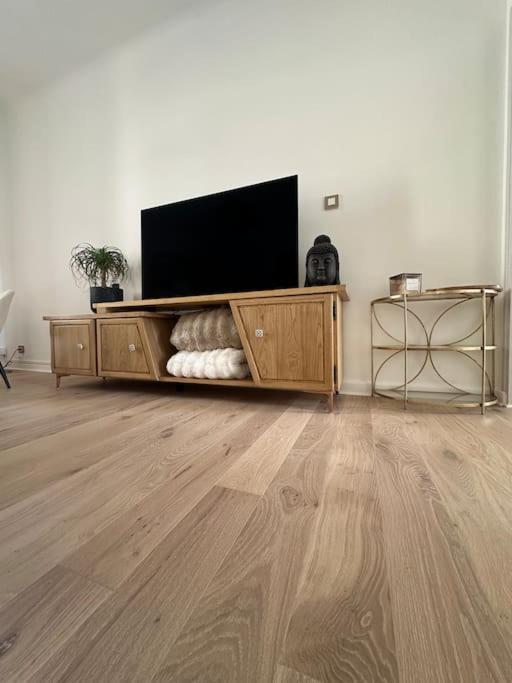 T3 Centre Ville, Balneo Et Parking Prive Aurillac Dış mekan fotoğraf